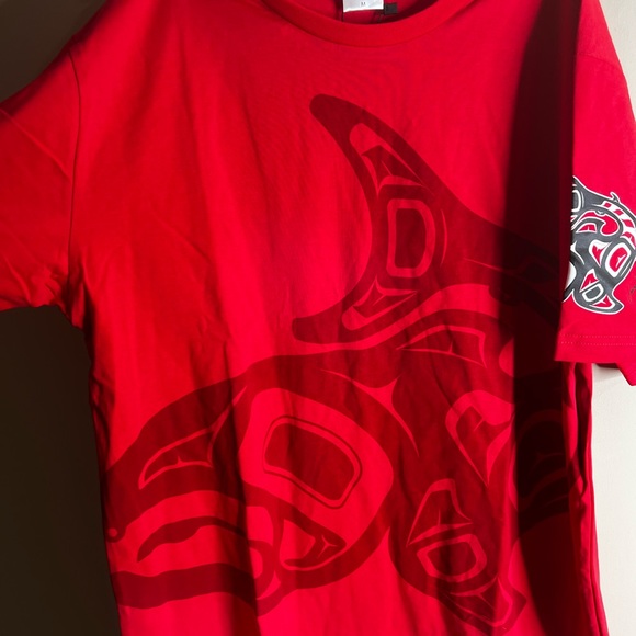 NWT Oscardo Artists t shirt Jamie Sterrith medium - Picture 8 of 10